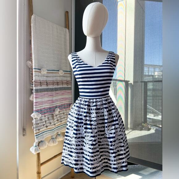 Lilly Pulitzer Roswell Cording We Will Go Navy White Striped Fit & Flare Dress 0 - Picture 1 of 10
